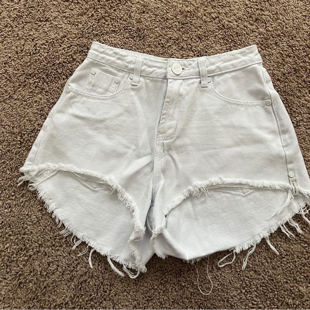 One teaspoon white trucker denim shorts